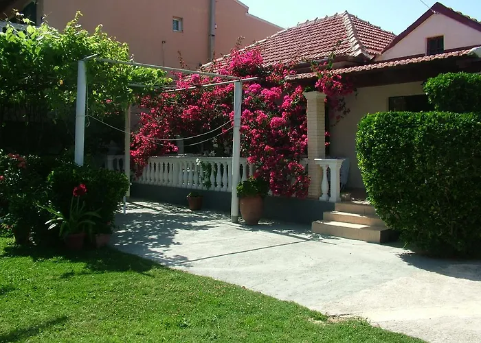Villa Spiridoula